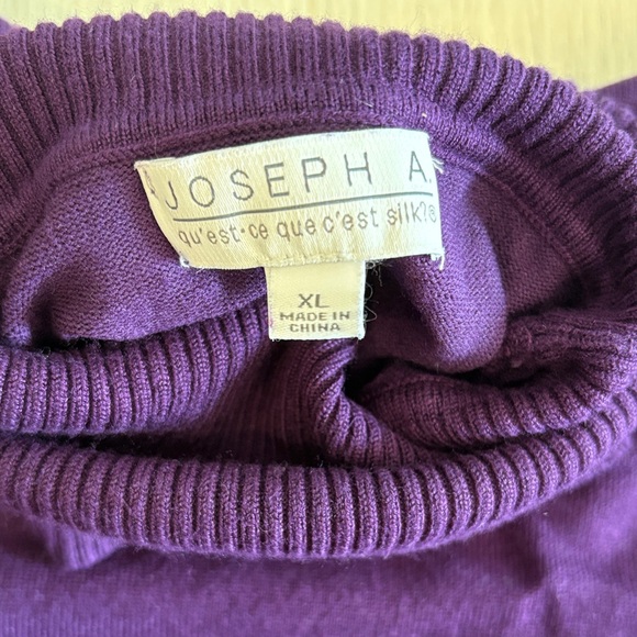 Joseph A. Purple Turtle Neck - Picture 2 of 5
